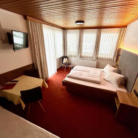 Hotel Haus Sonnegg à Finkenberg Extérieur photo