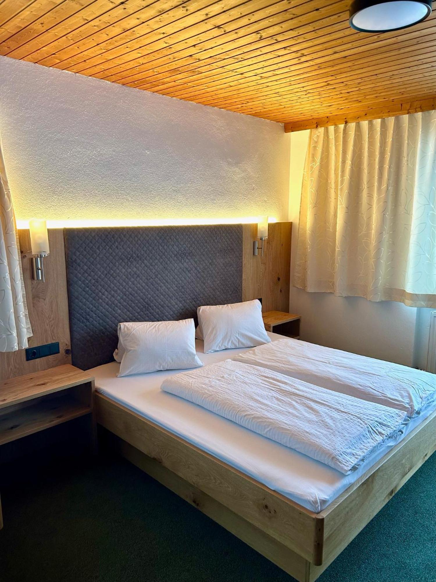 Hotel Haus Sonnegg à Finkenberg Extérieur photo