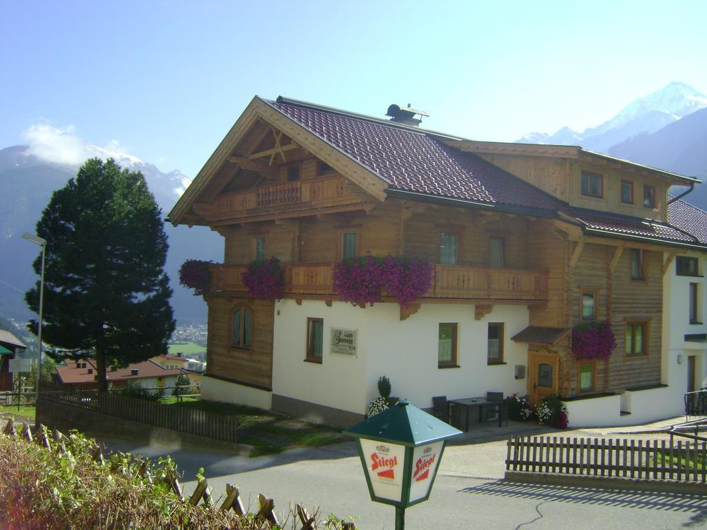 Hotel Haus Sonnegg à Finkenberg Extérieur photo